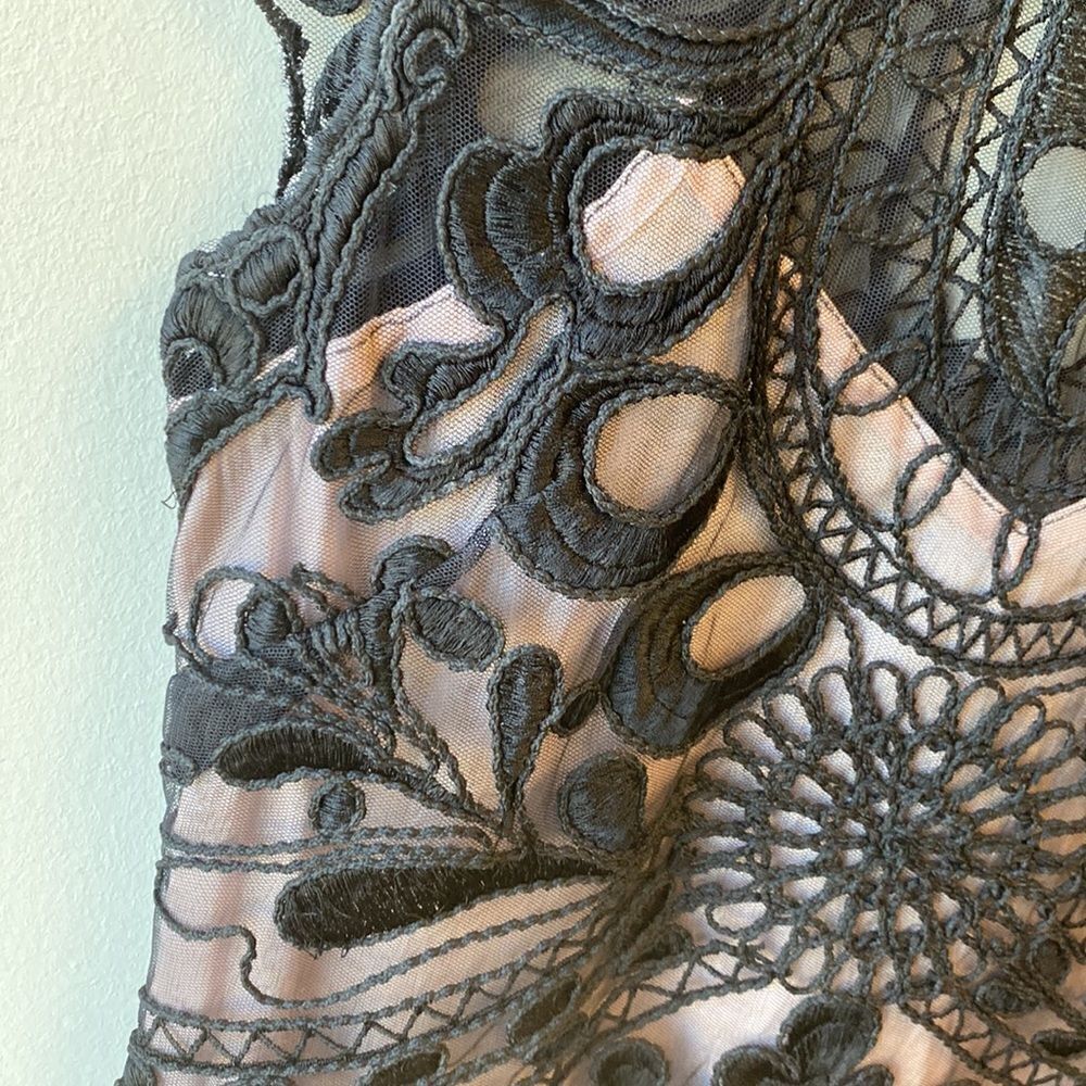 Anthropologie Yoana Barashi Lace Embroidered black Dress 4P short sleeveless 2 - Picture 8 of 12
